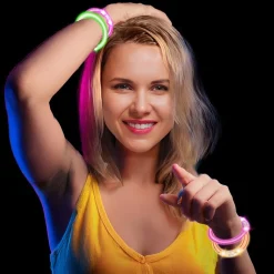 NEU LED Armbänder, sortierte Farben, 4 Stück