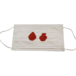 OP-Mundschutz mit Blut